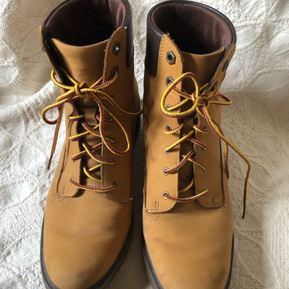 Timberland -feminine Women's Brown and Tan Lace-Up Boots